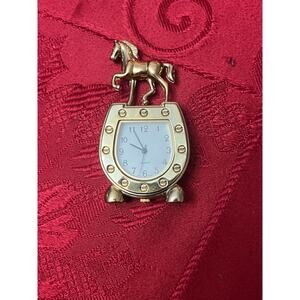 Platinum Equestrian Horse Shoe Mini Clock 2.75” tall X  1.5”. NeedsBattery